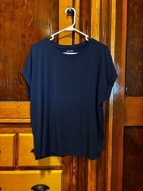 Nine West Short Sleeve Solid Navy Blue Tee Size Large